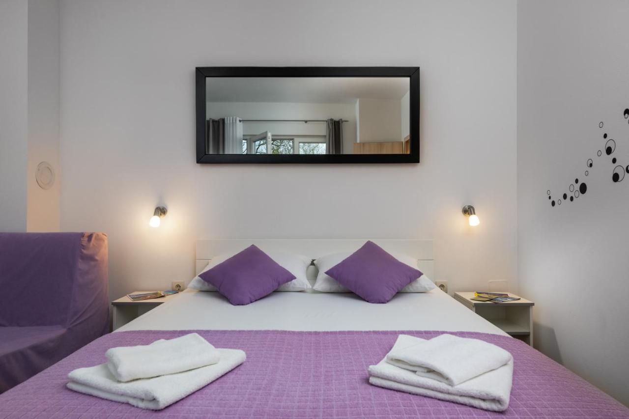 Apartments Greta & Ivona Пула Екстериор снимка
