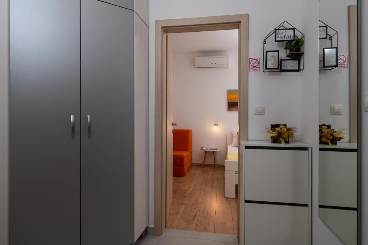 Apartments Greta & Ivona Пула Екстериор снимка
