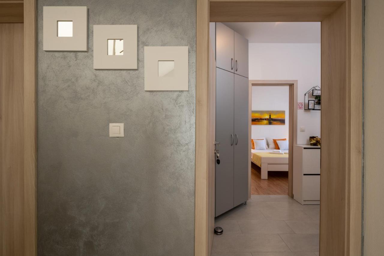 Apartments Greta & Ivona Пула Екстериор снимка