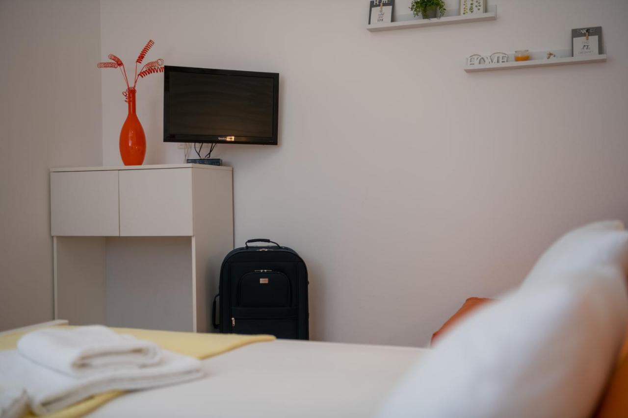 Apartments Greta & Ivona Пула Екстериор снимка